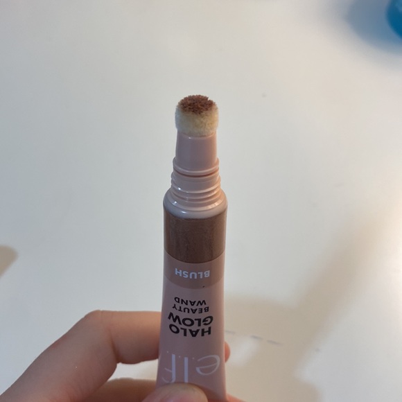 2 ELF halo glow beauty wands✨✨ - Picture 4 of 4